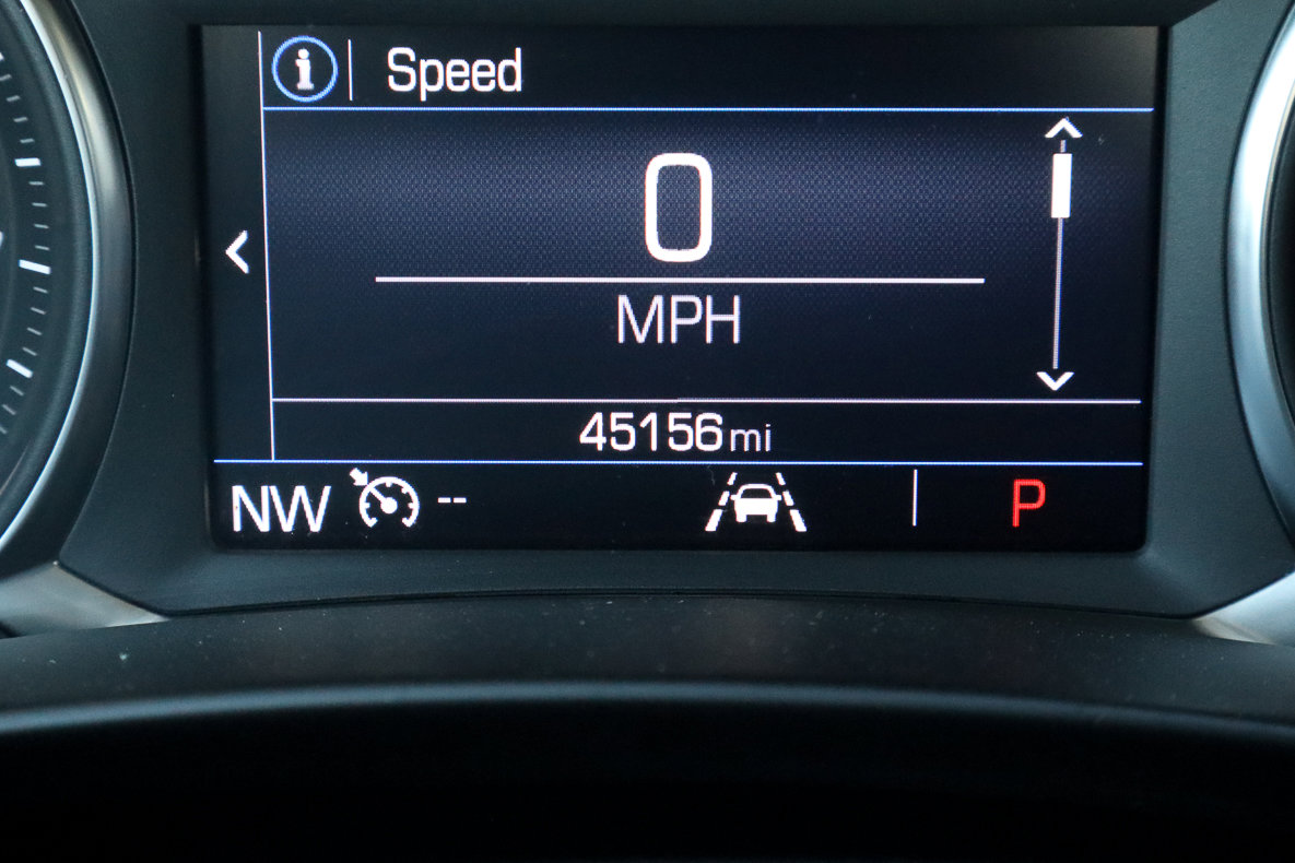 Used 2024 GMC Terrain SLE image 30