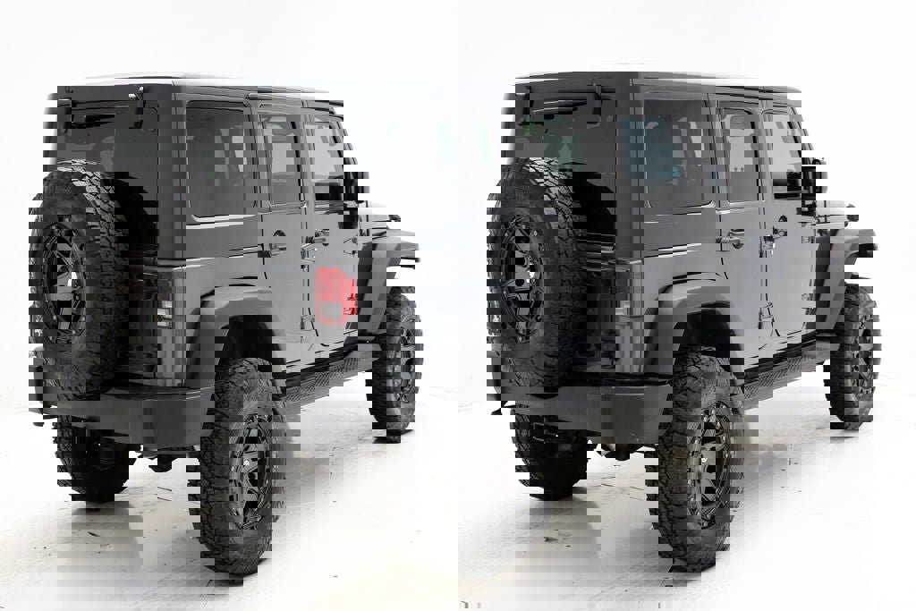 Used 2017 Jeep Wrangler Unlimited Rubicon w/ Dual Top Group image 9