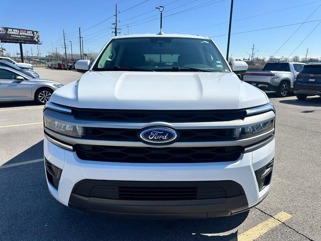 Used 2024 Ford Expedition XLT image 9