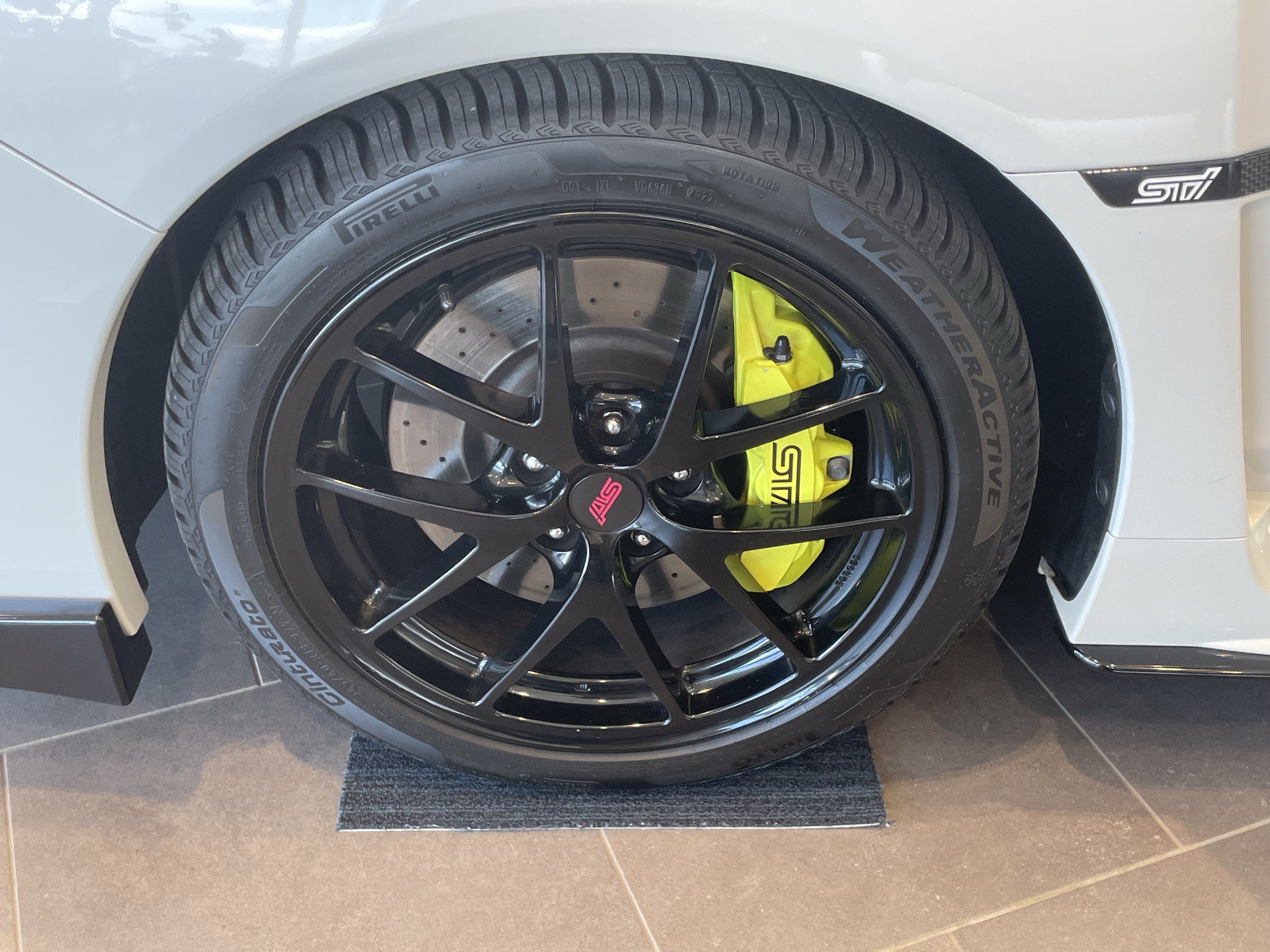 Used 2020 Subaru WRX STI AWD/4WD image 9