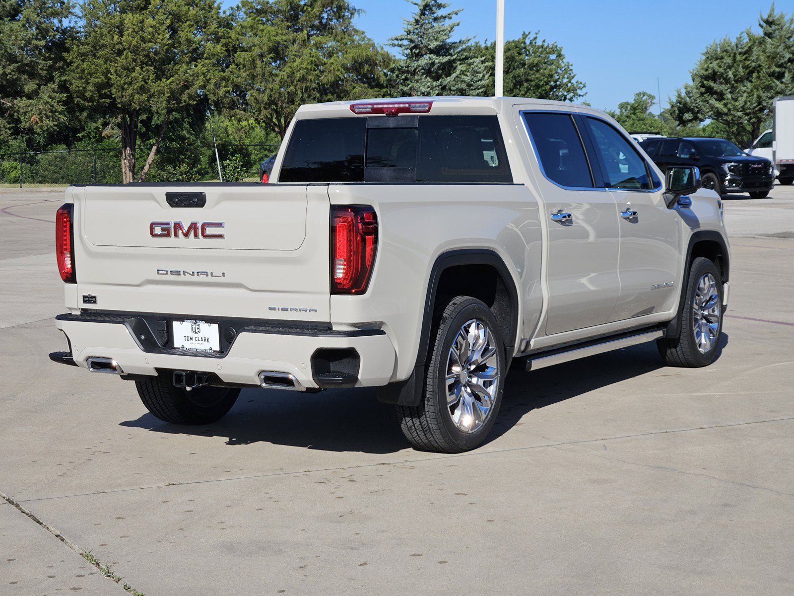New 2026 GMC Sierra 1500 Denali AWD/4WD image 3