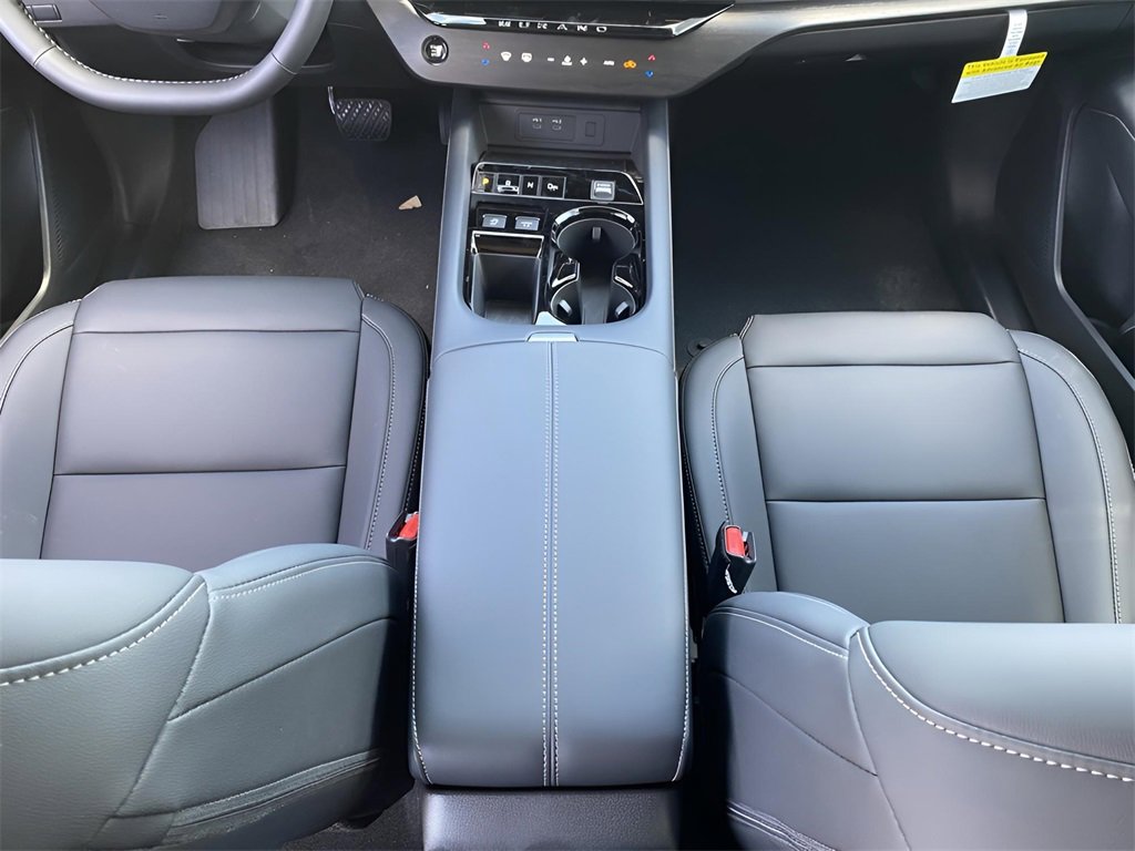 Used 2025 Nissan Murano SV image 16