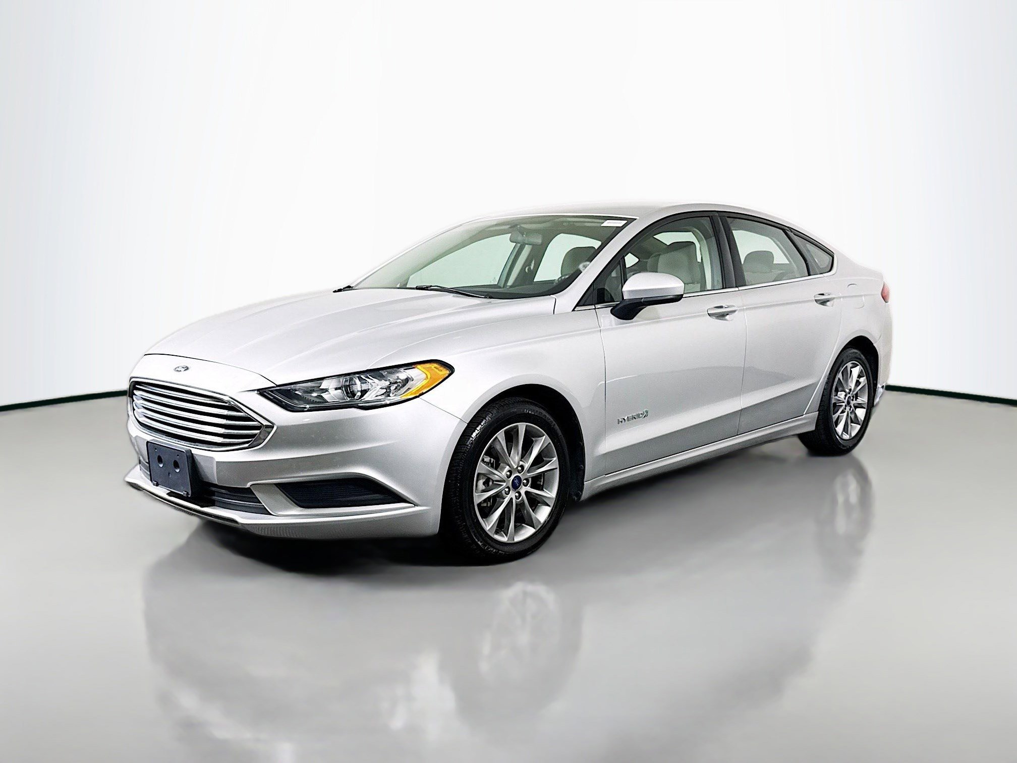 Used 2017 Ford Fusion S image 4