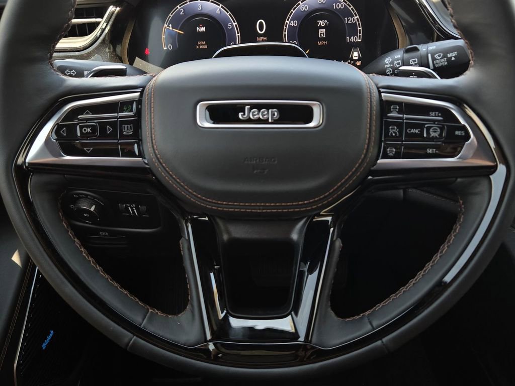 New 2026 Jeep Grand Cherokee Summit AWD/4WD image 24
