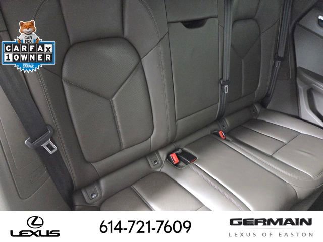 Used 2018 Porsche Macan AWD/4WD image 22