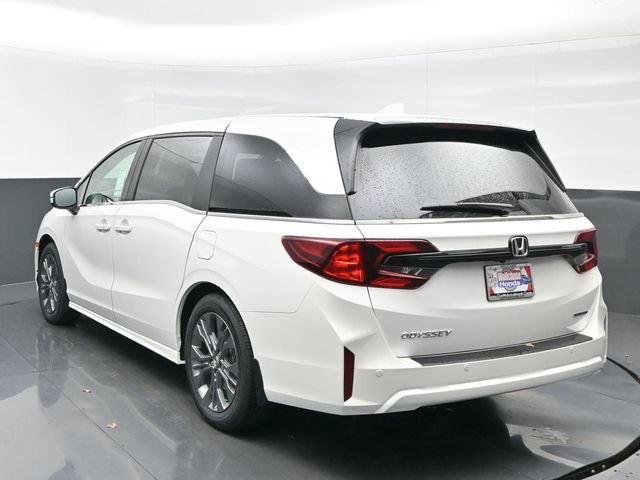 New 2026 Honda Odyssey Touring image 4