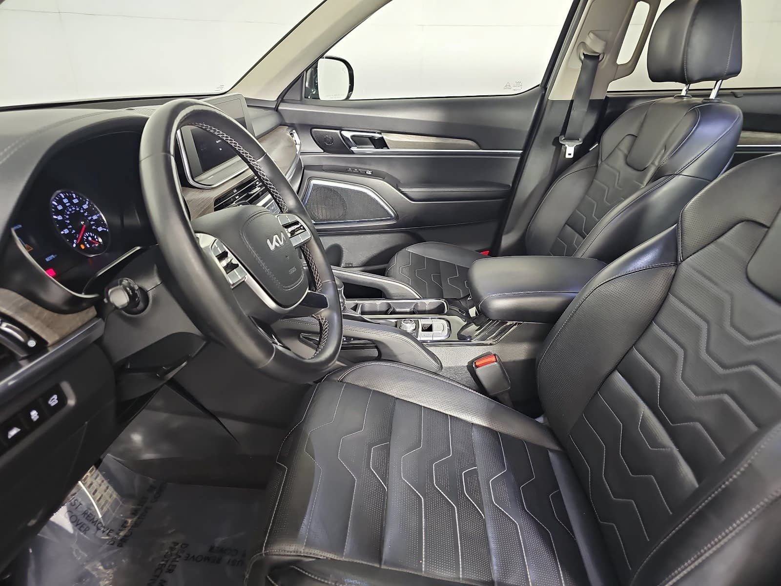 Used 2022 Kia Telluride SX w/ SX Prestige Package AWD/4WD image 16