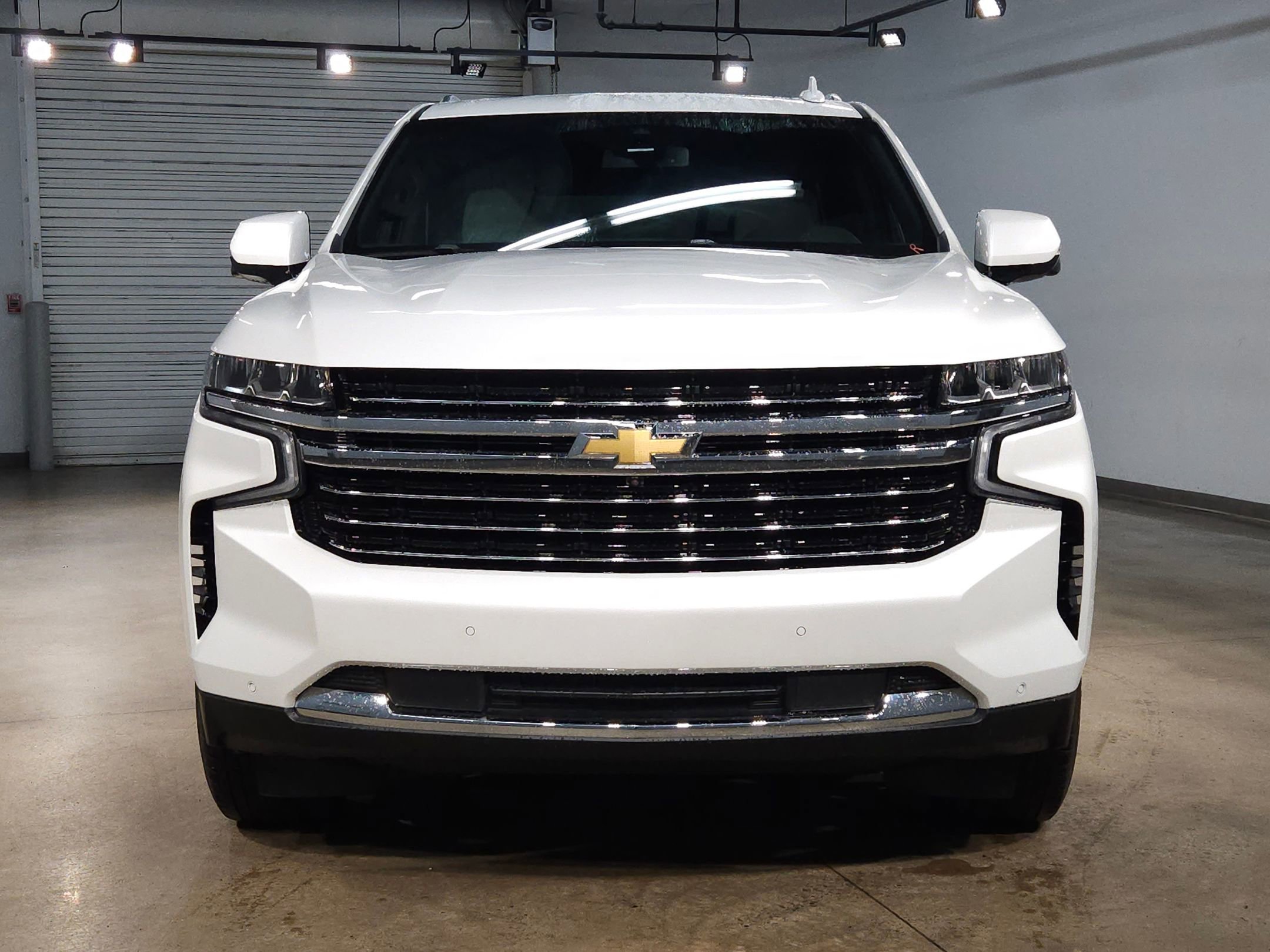 Used 2023 Chevrolet Tahoe LT w/ Luxury Package image 2