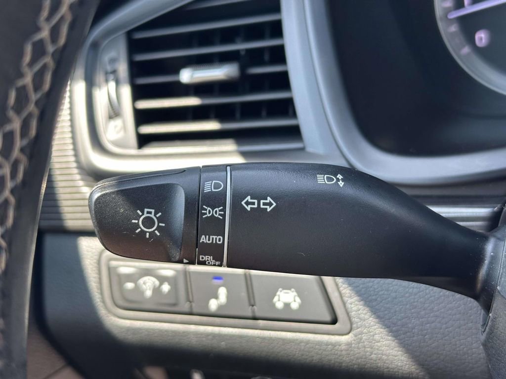 Used 2019 Hyundai Sonata Limited w/ Ultimate Package 04 image 34