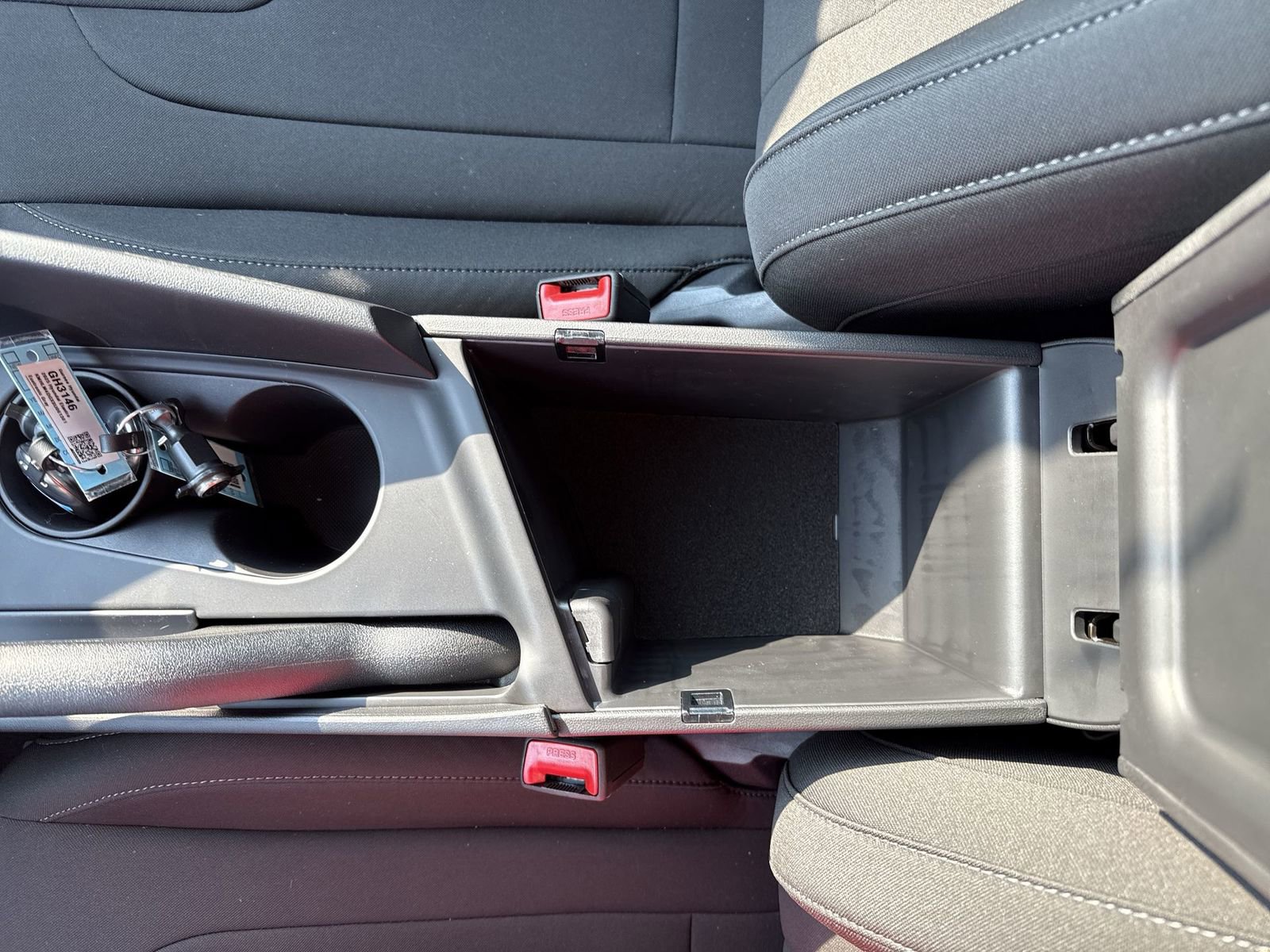 Used 2025 Hyundai Elantra Sport image 23