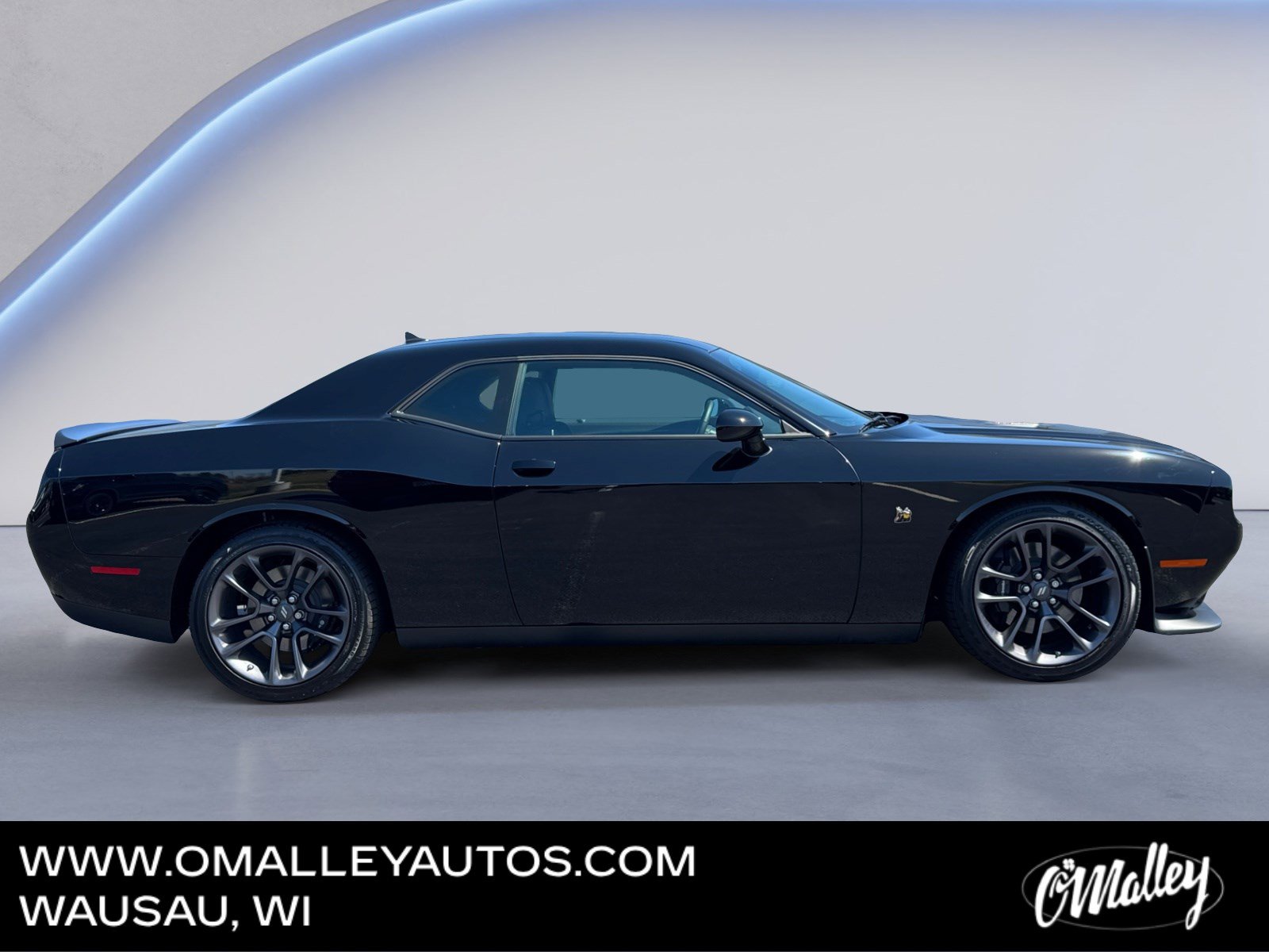 Used 2023 Dodge Challenger R/T Scat Pack w/ Plus Package RWD image 6