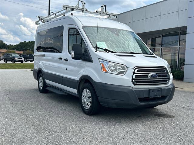 Used 2018 Ford Transit 150 XLT image 5