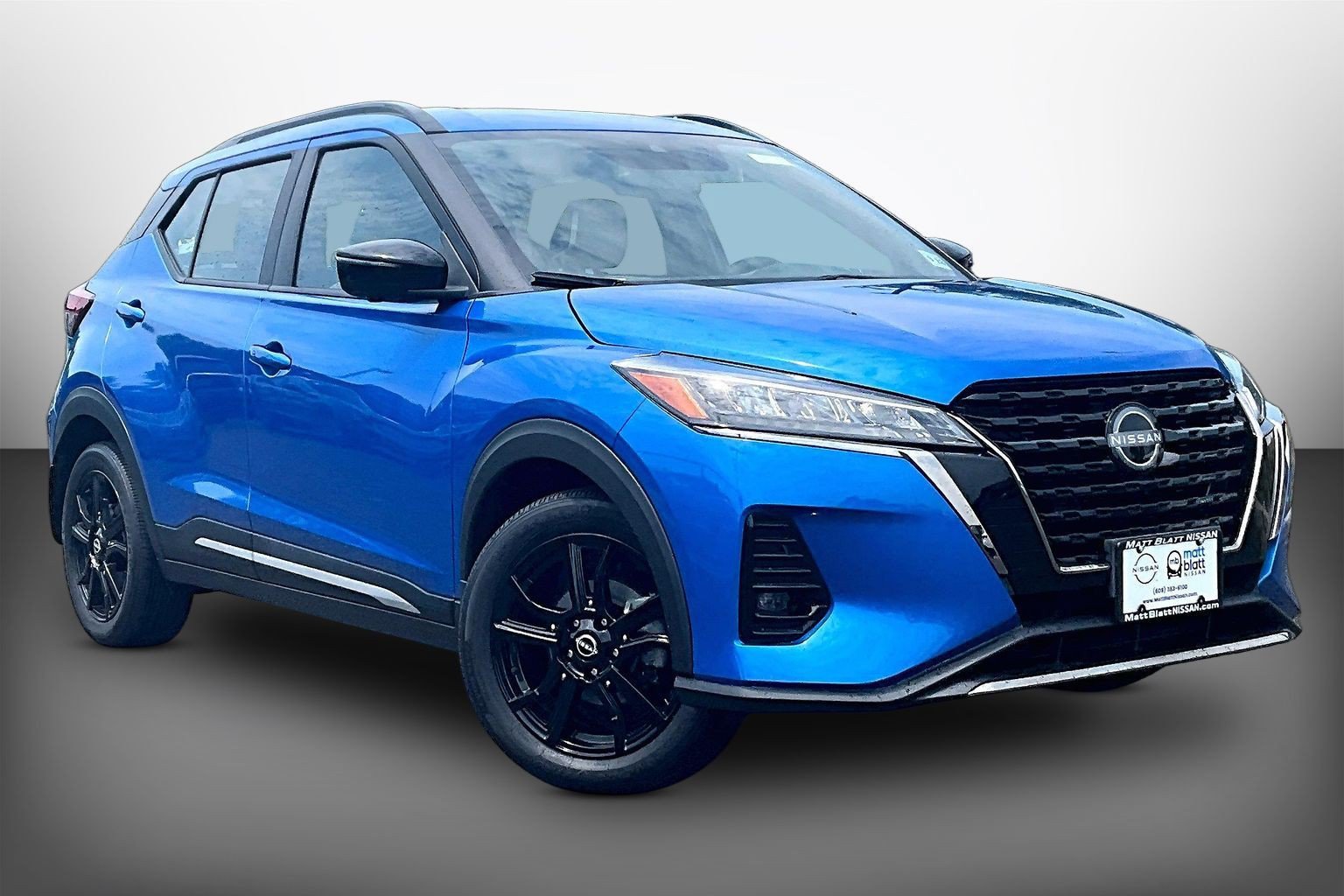 Certified 2023 Nissan Kicks SR w/ SR Premium Package FWD image 10