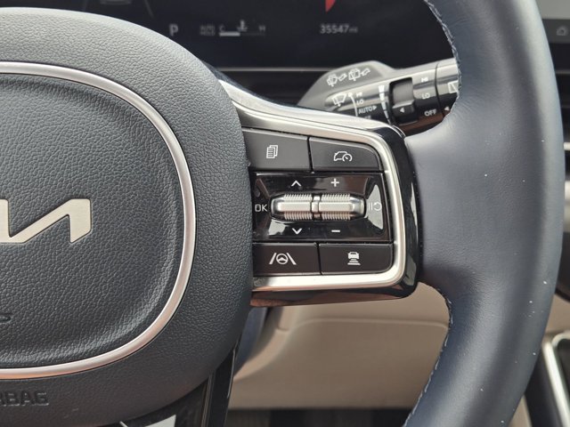 Certified 2025 Kia Carnival SX Prestige FWD image 26