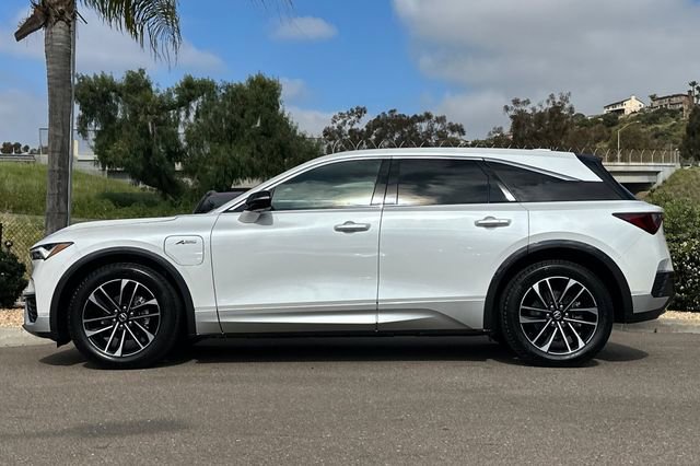 Used 2024 Acura ZDX A-Spec image 9