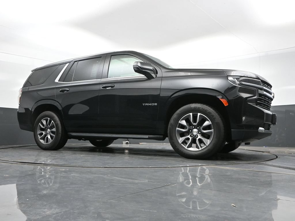 Used 2022 Chevrolet Tahoe LT w/ Luxury Package AWD/4WD image 46