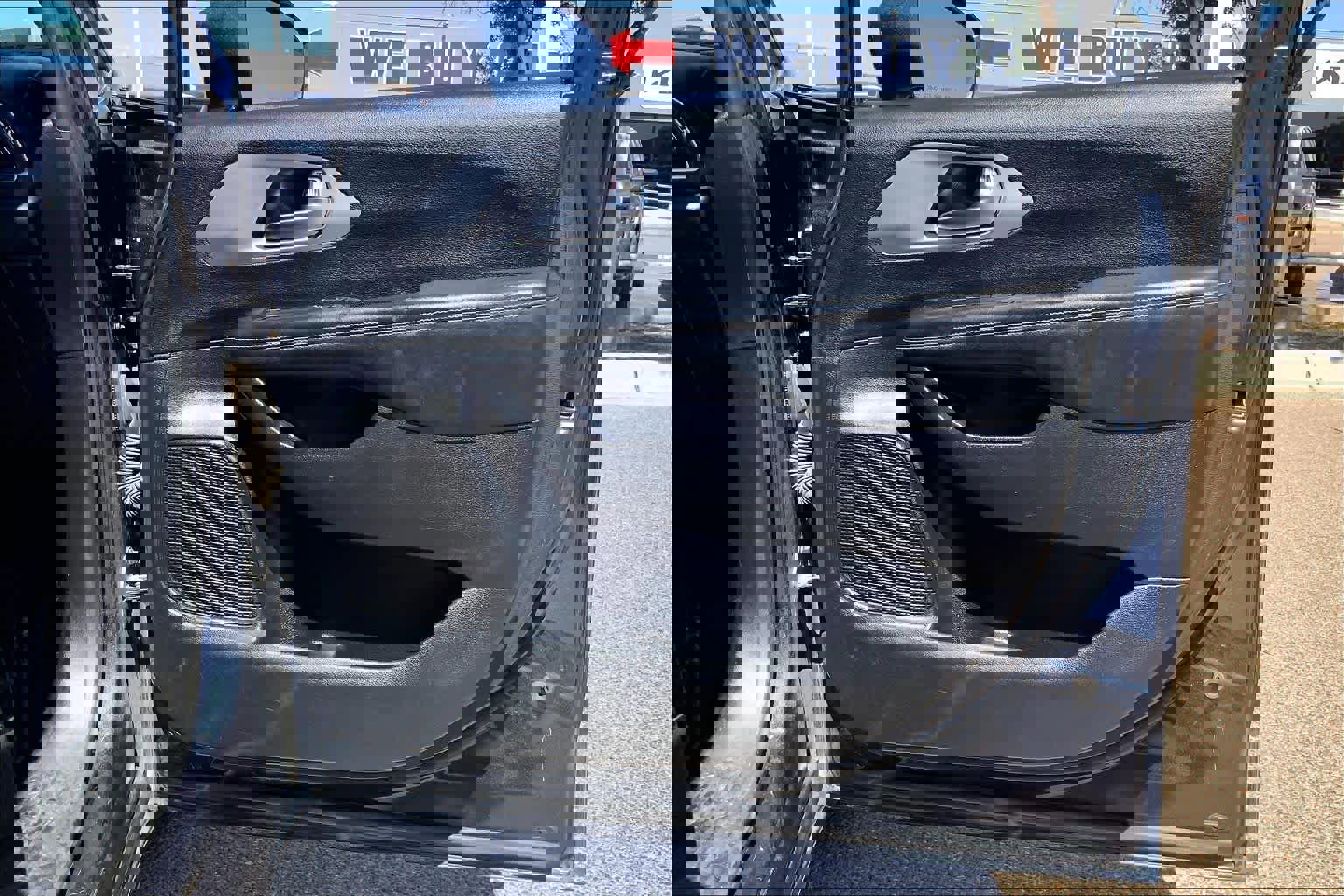 Used 2020 Chrysler Pacifica Touring w/ S Appearance Package FWD image 22