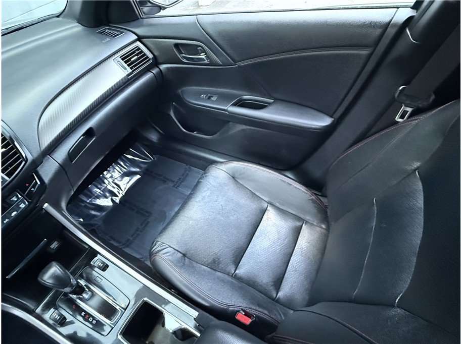 Used 2017 Honda Accord Sport Special Edition image 34