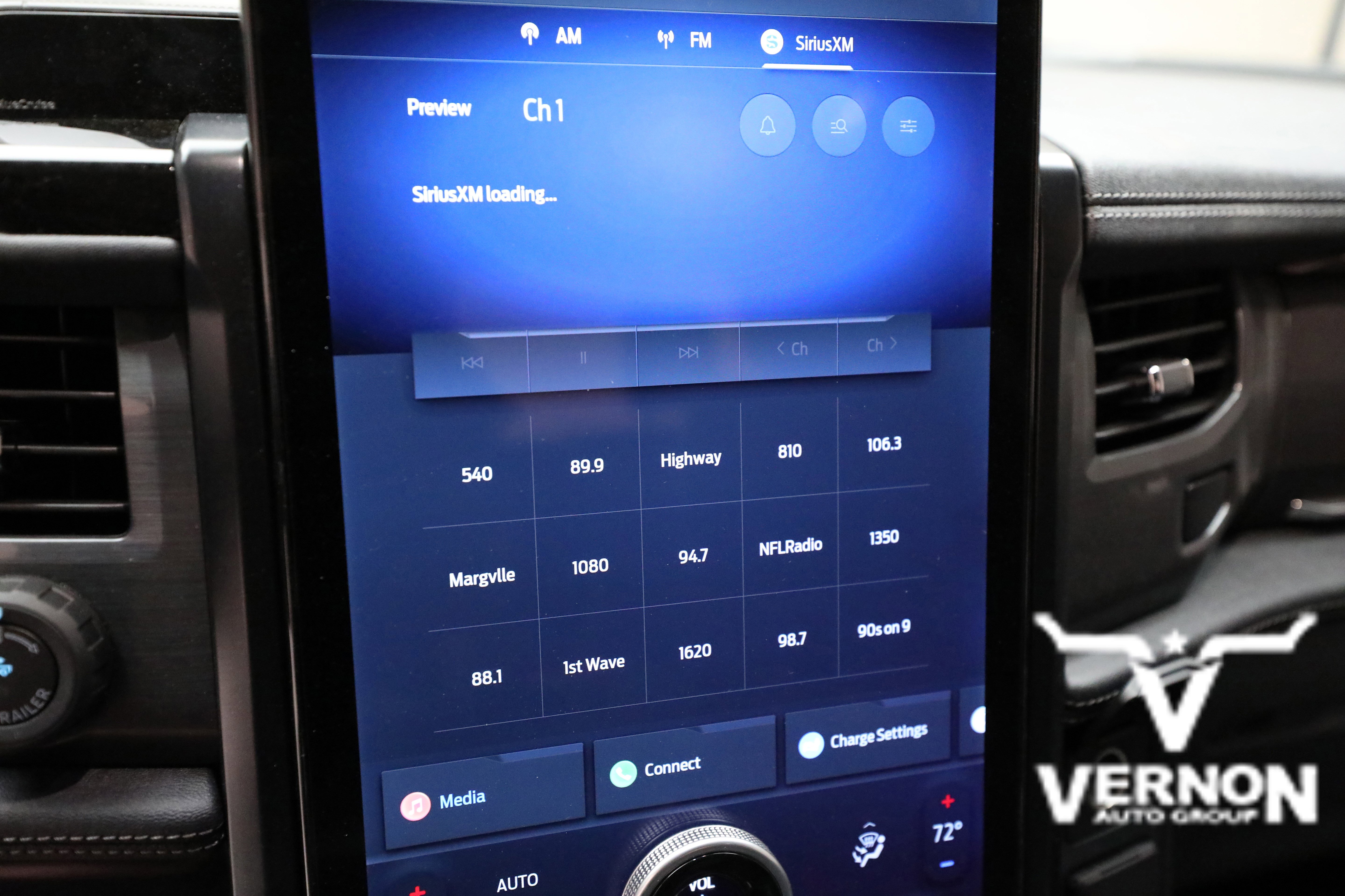 New 2025 Ford F150 Lightning Flash AWD/4WD image 24