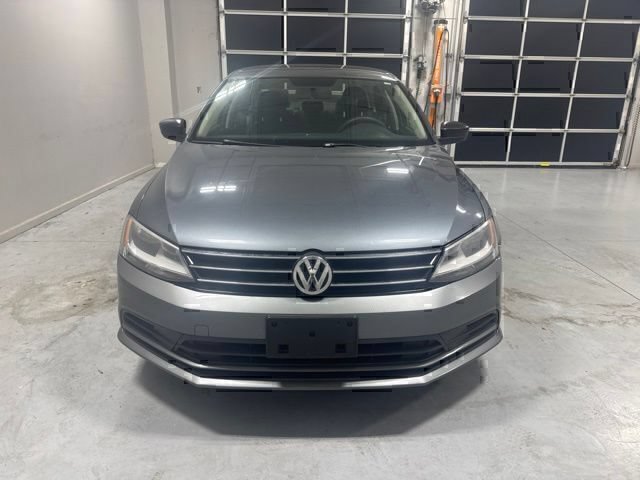 Used 2015 Volkswagen Jetta SE FWD image 3