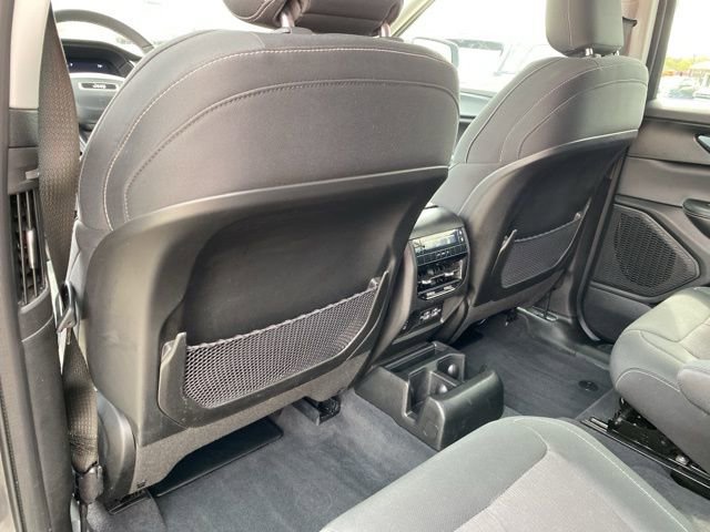 Used 2023 Jeep Grand Cherokee L Laredo w/ Luxury Tech Group I AWD/4WD image 33