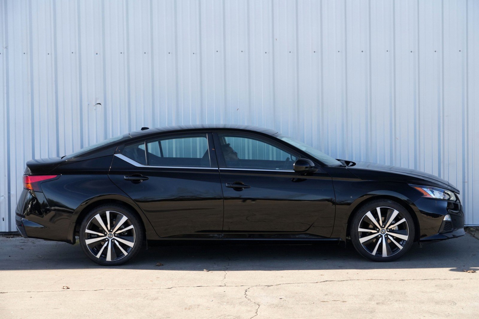 Used 2021 Nissan Altima 2.5 SR image 46