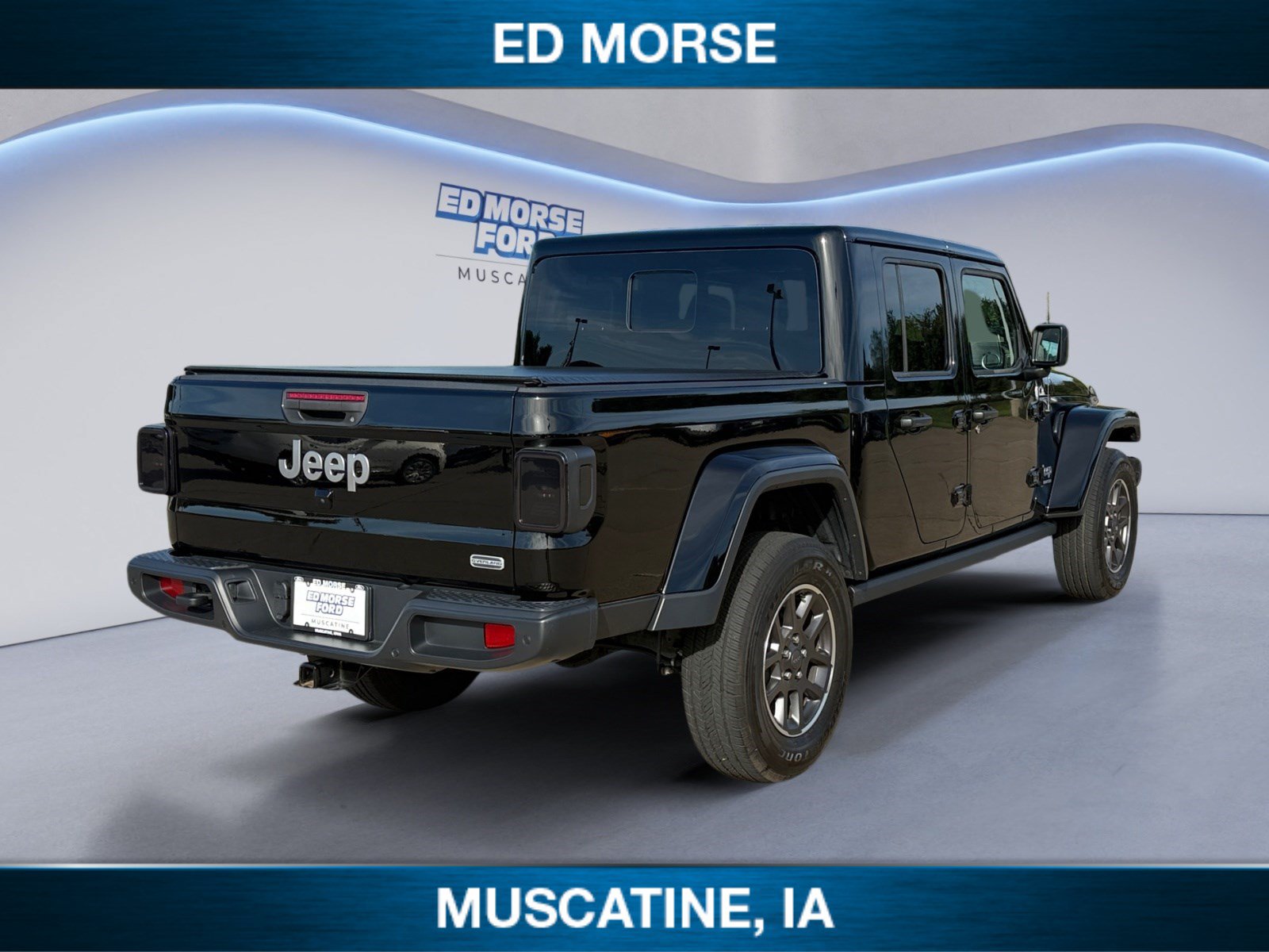 Used 2020 Jeep Gladiator Overland AWD/4WD image 5