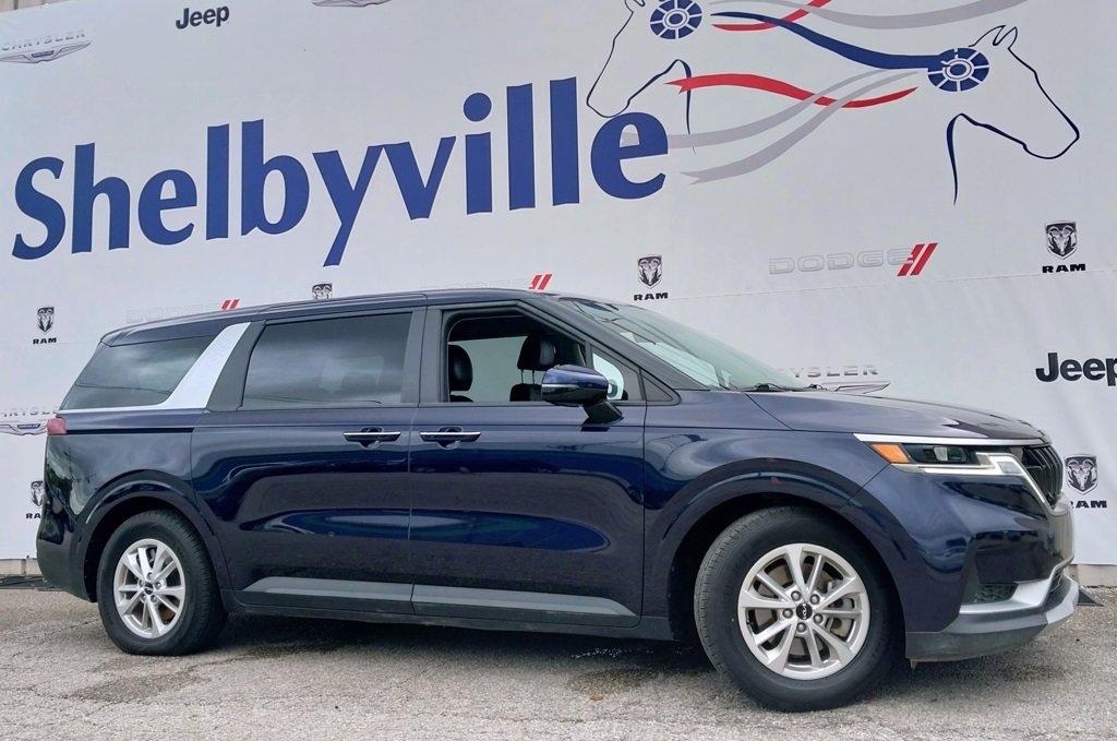 Used 2024 Kia Carnival LX