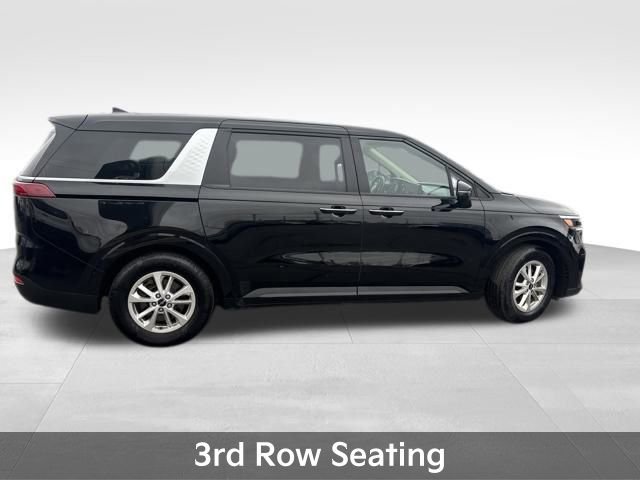 Used 2024 Kia Carnival LX image 9