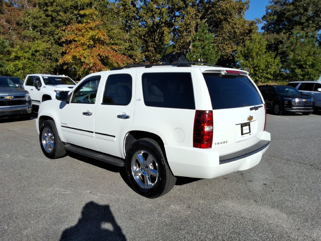 Used 2014 Chevrolet Tahoe LTZ AWD/4WD image 7