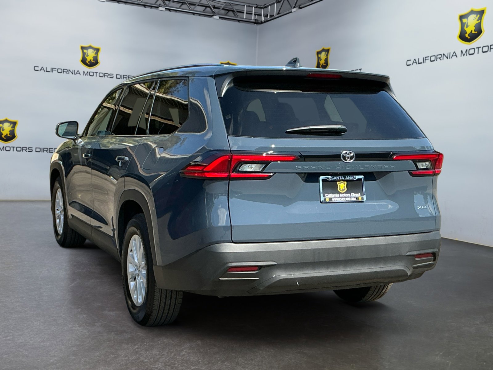 Used 2025 Toyota Grand Highlander FWD image 7