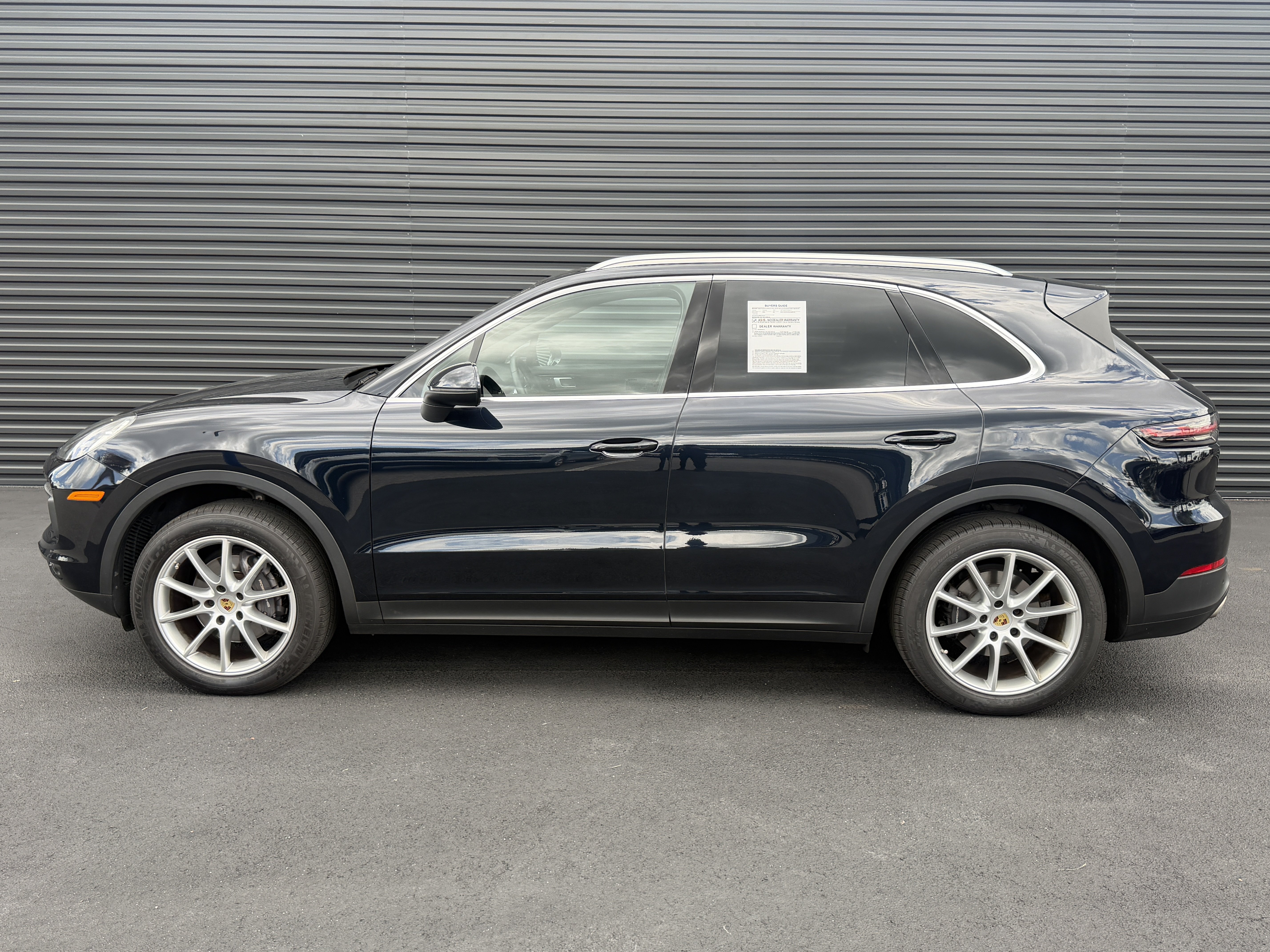 Certified 2020 Porsche Cayenne AWD/4WD image 2