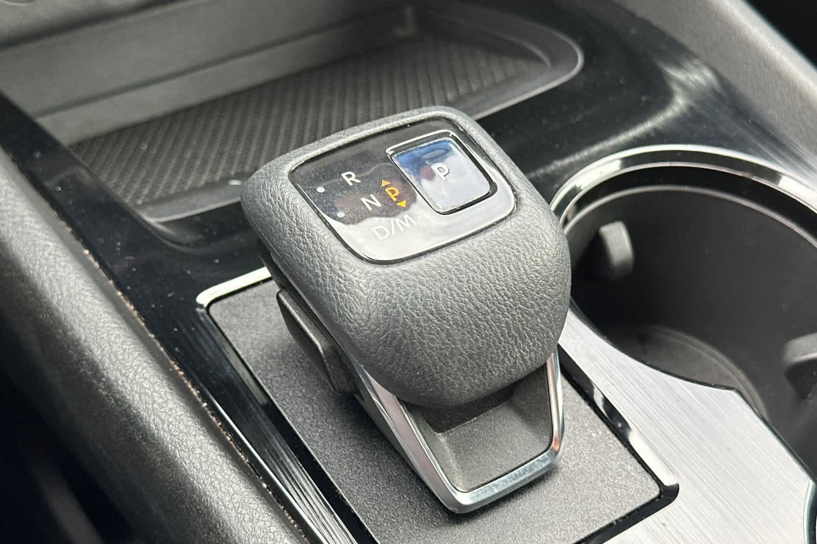 Used 2021 Nissan Rogue SV FWD image 22
