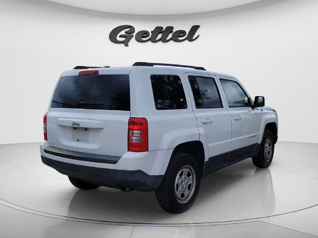Used 2016 Jeep Patriot Sport w/ Power Value Group FWD image 11