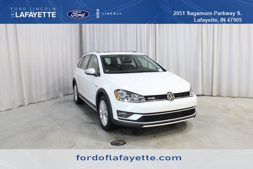 Used 2017 Volkswagen Golf Alltrack SE AWD/4WD image 1
