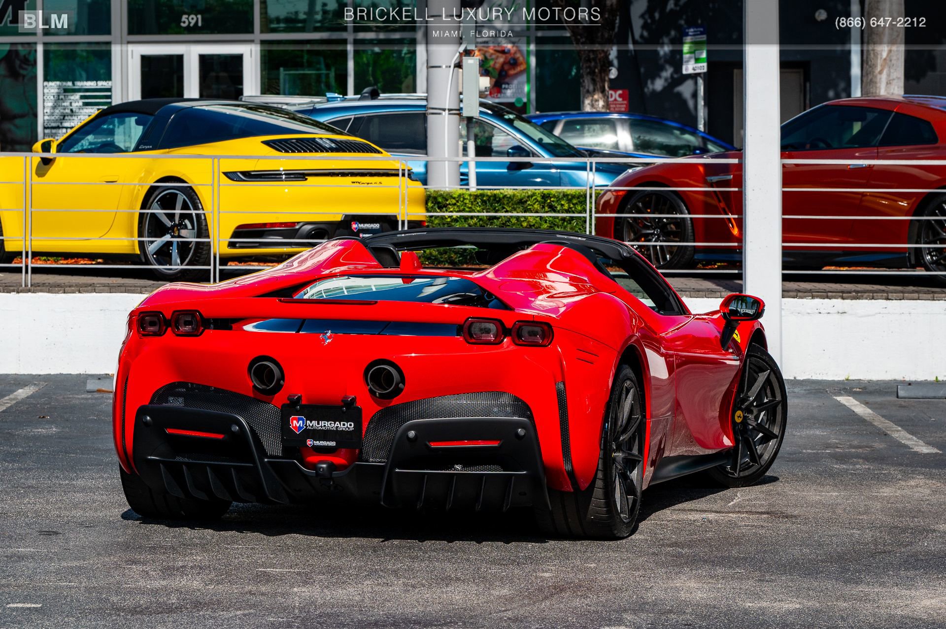 Used 2022 Ferrari SF90 Spider image 4