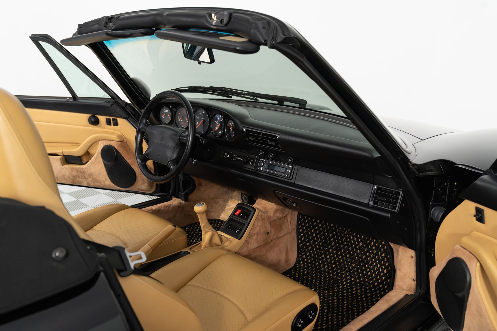 Used 1996 Porsche 911 Carrera RWD image 9