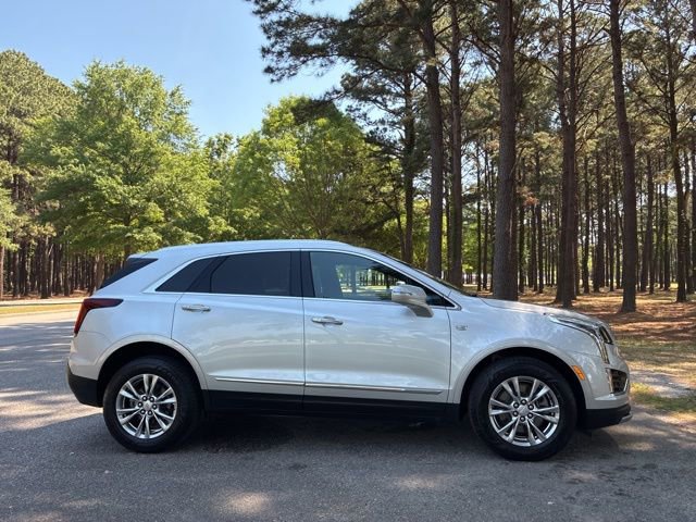 Used 2020 Cadillac XT5 Premium Luxury AWD/4WD image 2