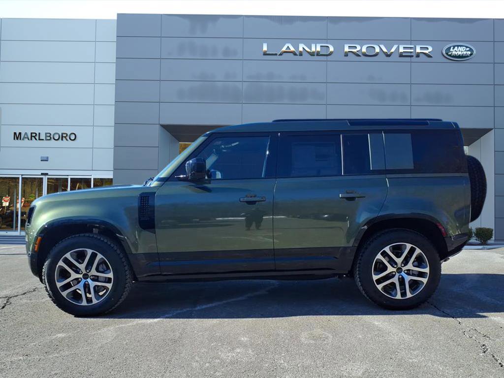 New 2026 Land Rover Defender 110 X-Dynamic SE image 6