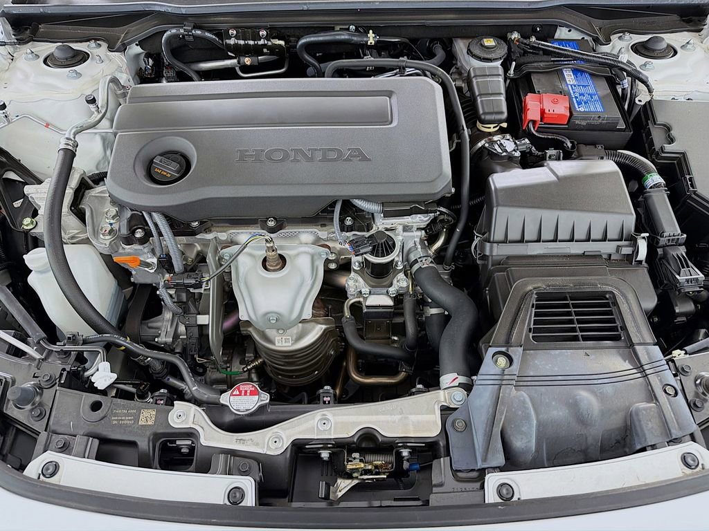 Used 2025 Honda Civic Sport image 26