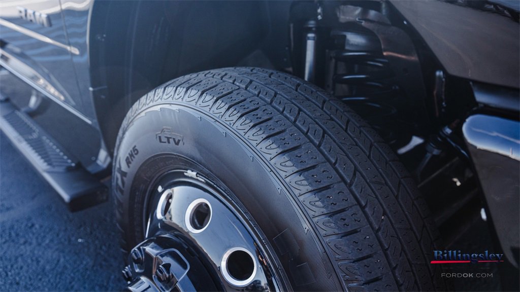 Used 2024 RAM 3500 Laramie w/ Night Edition image 11