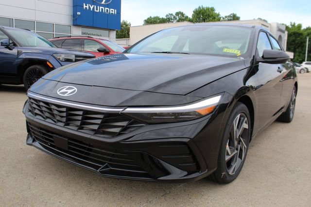 New 2026 Hyundai Elantra Limited
