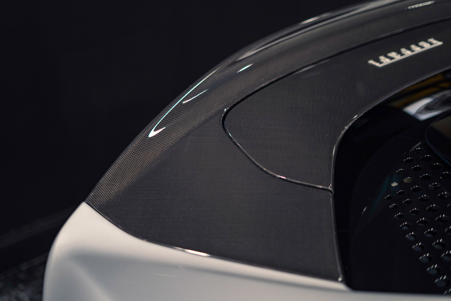 Used 2021 Ferrari SF90 Stradale image 9