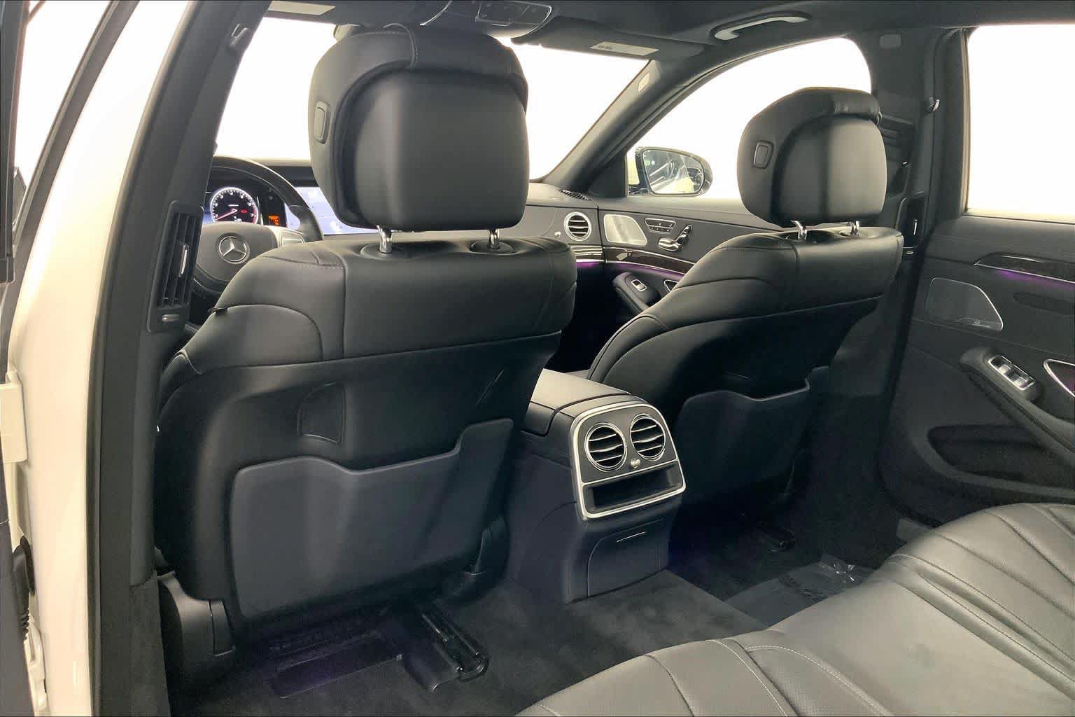 Used 2017 Mercedes-Benz S 550 Sedan image 16