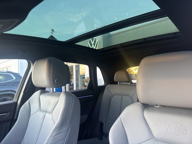 Used 2024 Audi Q3 2.0T Premium Plus image 15