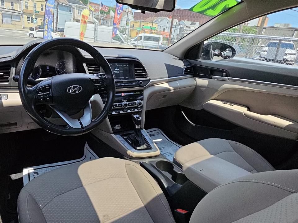 Used 2020 Hyundai Elantra Value Edition FWD image 14