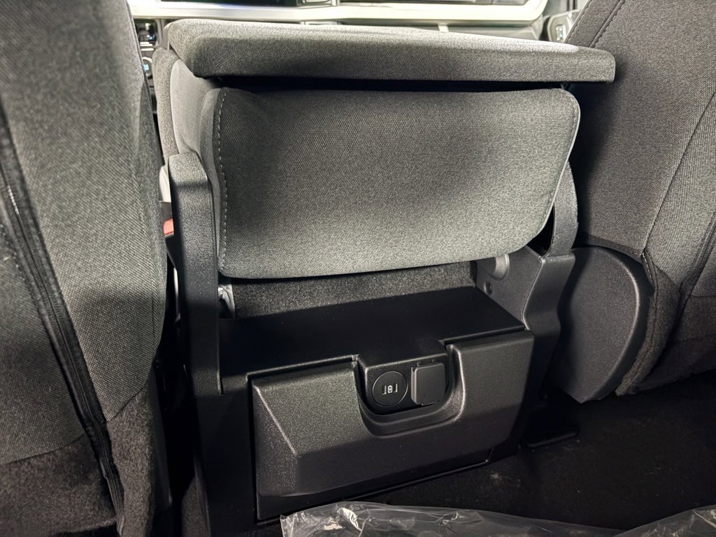New 2026 Ford F250 XLT w/ XLT Premium Package image 25
