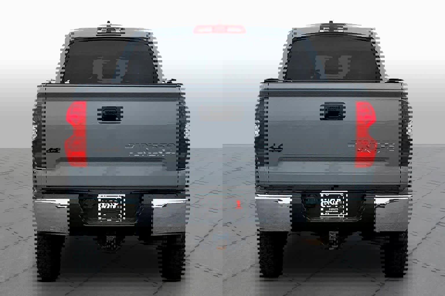 Used 2020 Toyota Tundra SR5 w/ SR5 Leather Package image 5