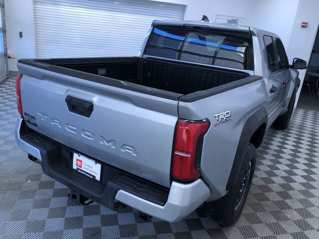 Certified 2025 Toyota Tacoma TRD Off-Road AWD/4WD image 25