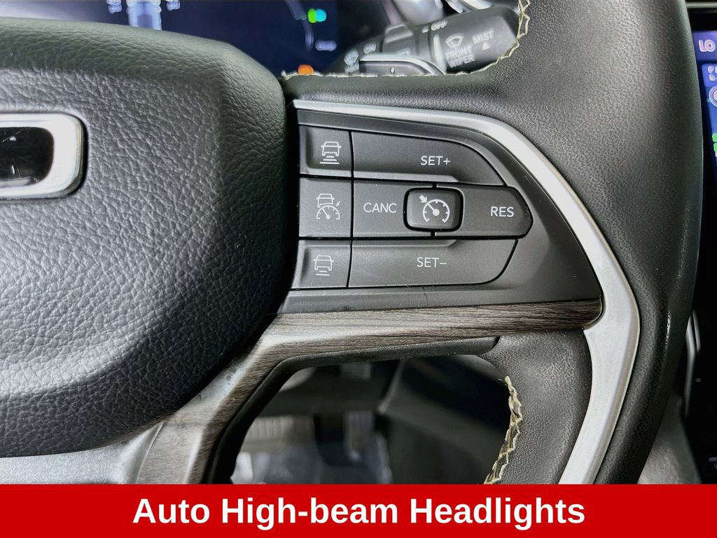 Used 2023 Jeep Grand Cherokee 4WD 4xe image 16